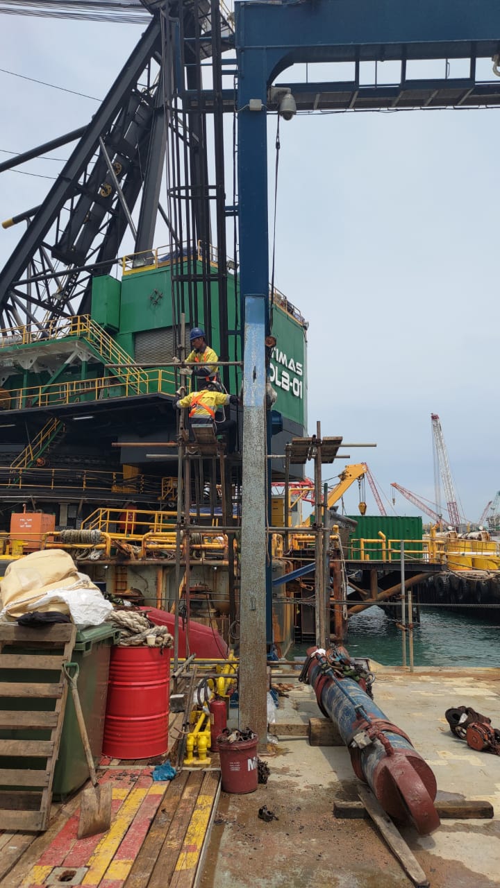 Endevour rental scafolding sama  Garbage Disposal Photo