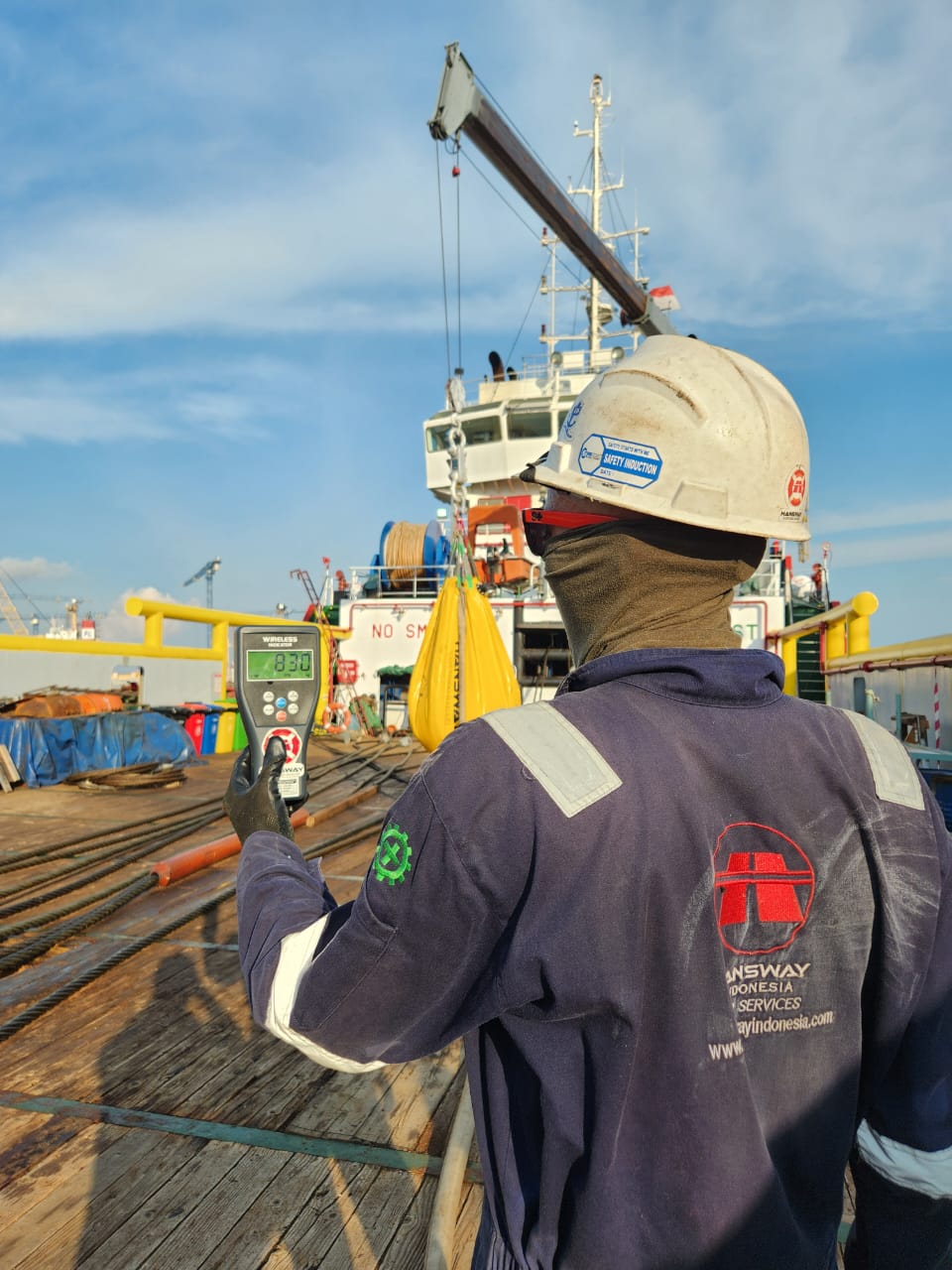 Load test crane Photo