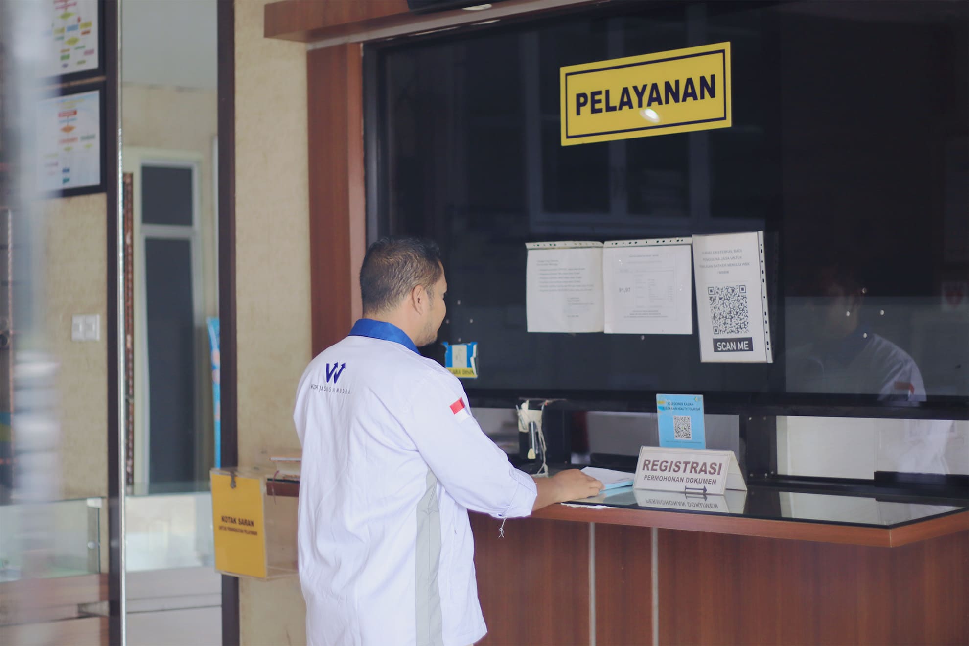 Document Arrangement Image